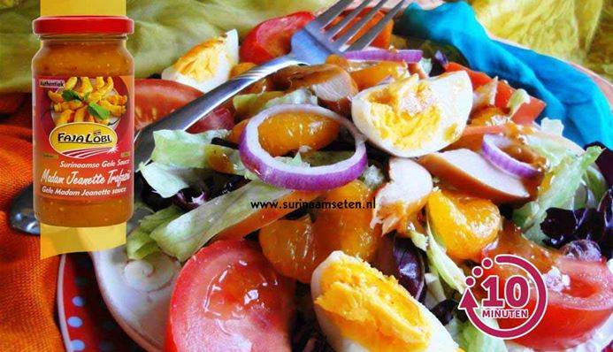 Afbeelding van recept met Sandhia's salade met gerookte kip