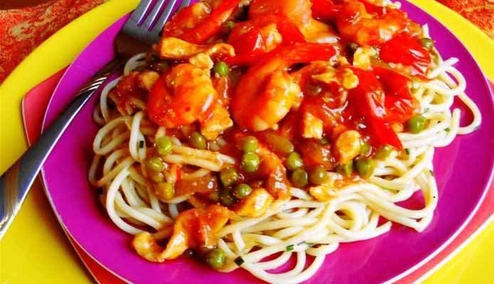 Afbeelding van Spaghetti Trafasie (spaghetti met gamba's in rode saus)